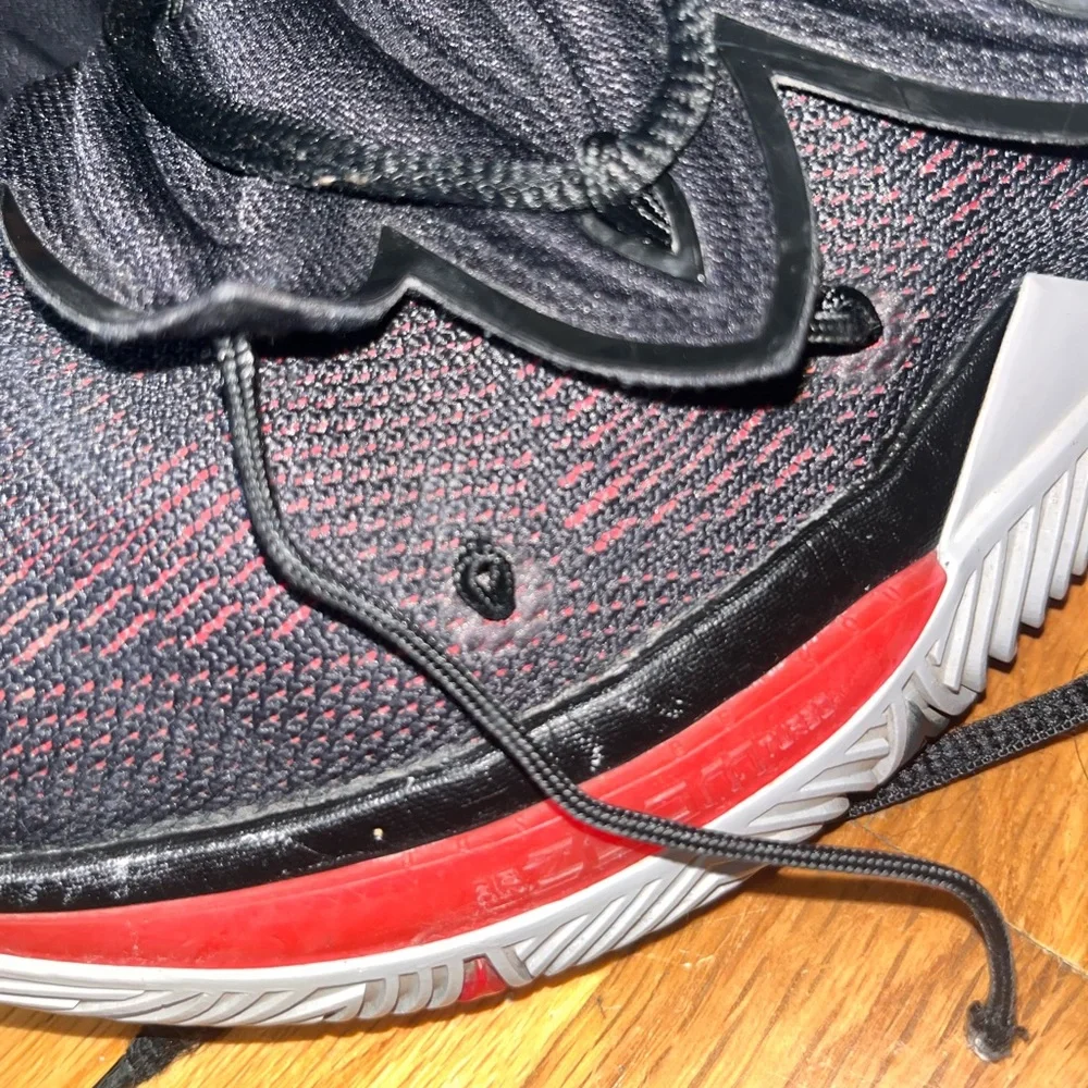 COPY - Mens Nike Kyrie 5 Athletic Shoe - Picture 7 of 7